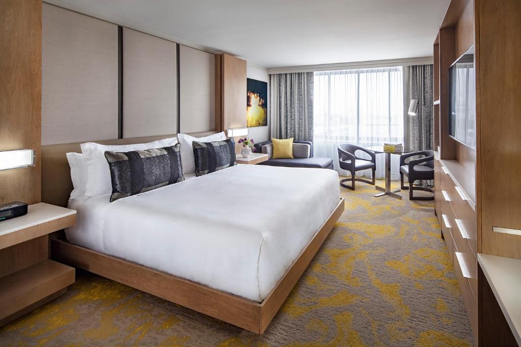 Fasilitas Unggulan di Washington Court Hotel